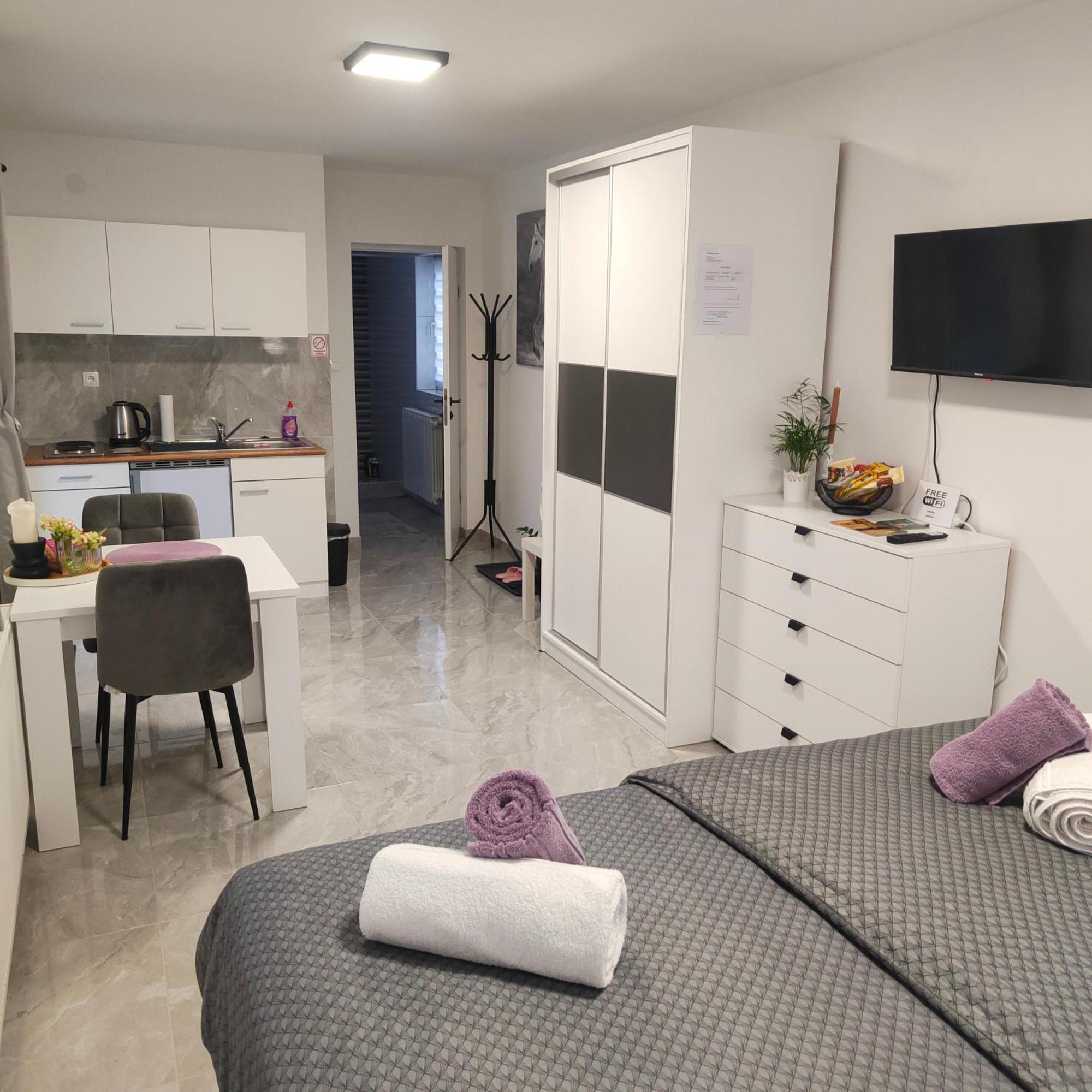 Apartmani Sun & Moon Bjelovar Zewnętrze zdjęcie