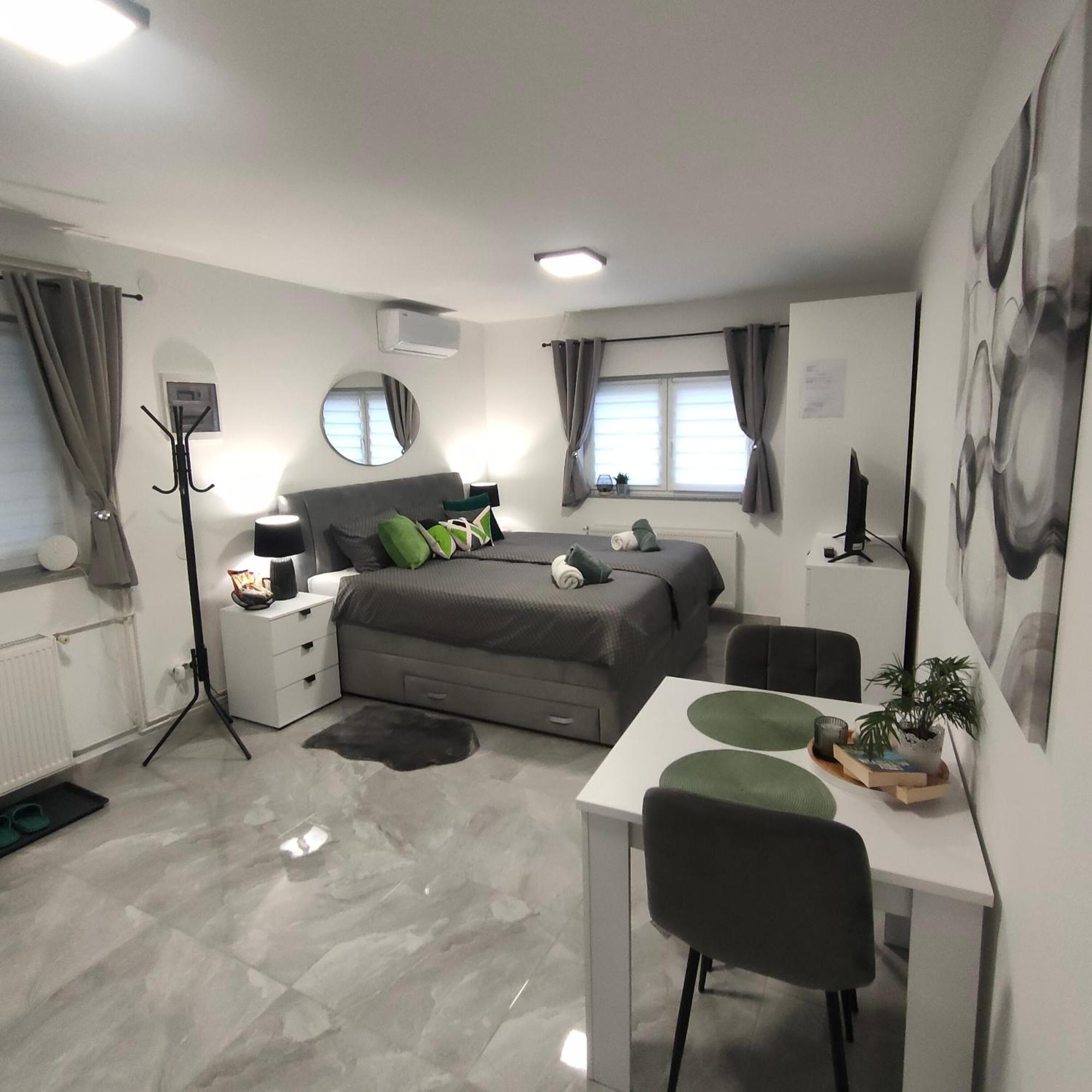 Apartmani Sun & Moon Bjelovar Zewnętrze zdjęcie